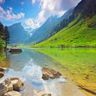 Wunderschöner Seealpsee in den Schweizer Alpen