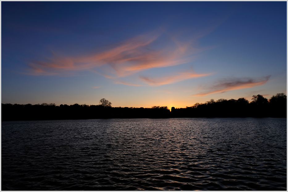 Wunderschöner Sonnenuntergang in Hamburg