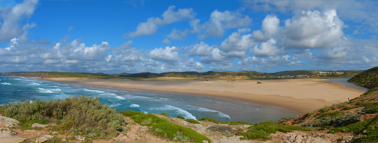 Wunderschöner Strand an der Algarve