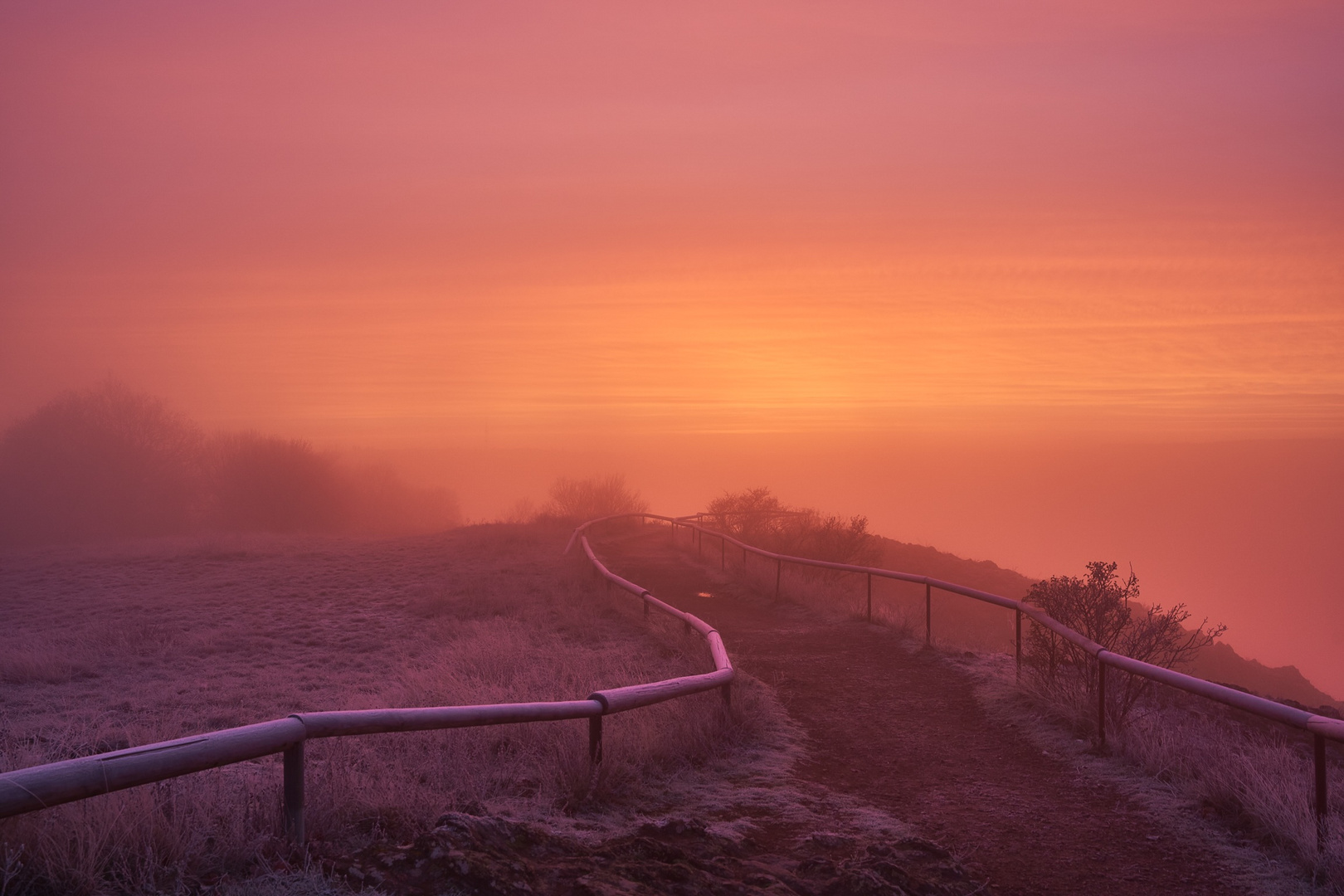 Wunderschöner Winter Sonnenaufgang 