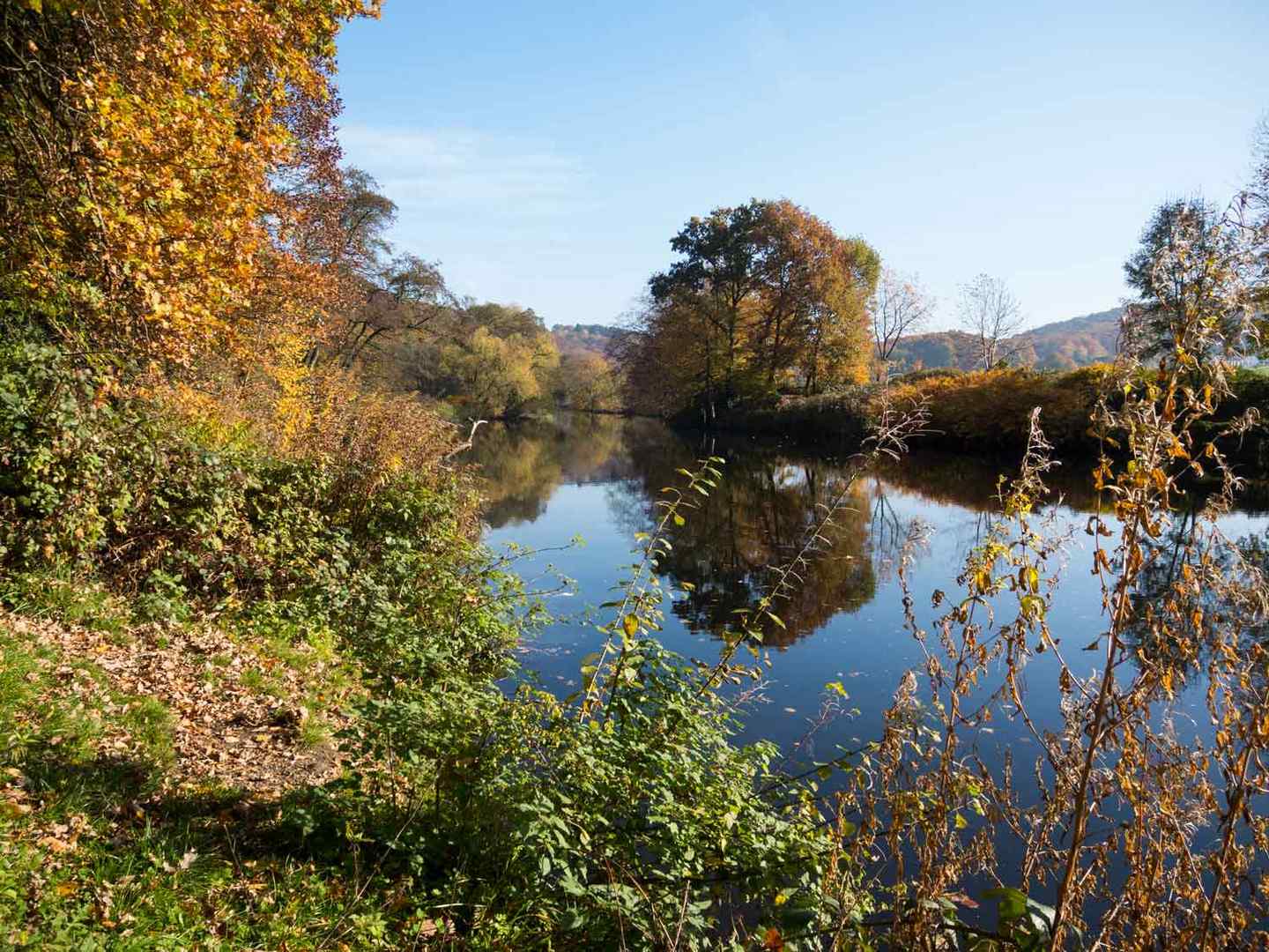 Wupper an der Hasenmühle im Herbst