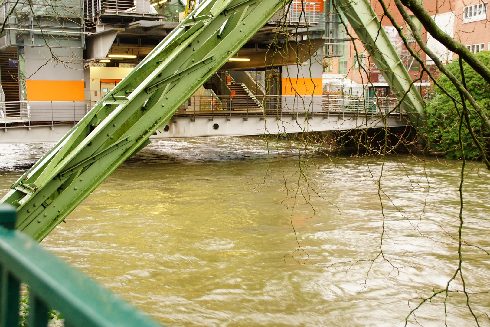 Wupper mit viel Wasser