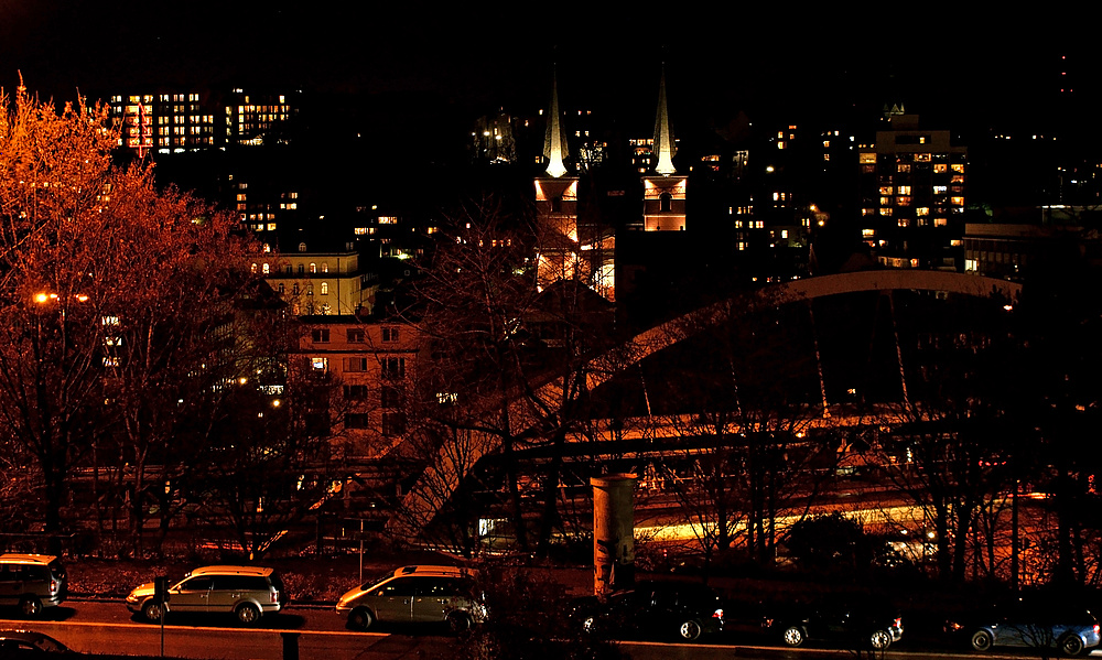 Wuppertal bei Nacht