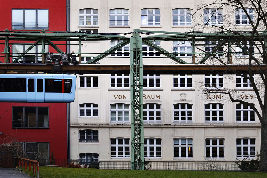 - Wuppertal Hofaue Rückansicht -