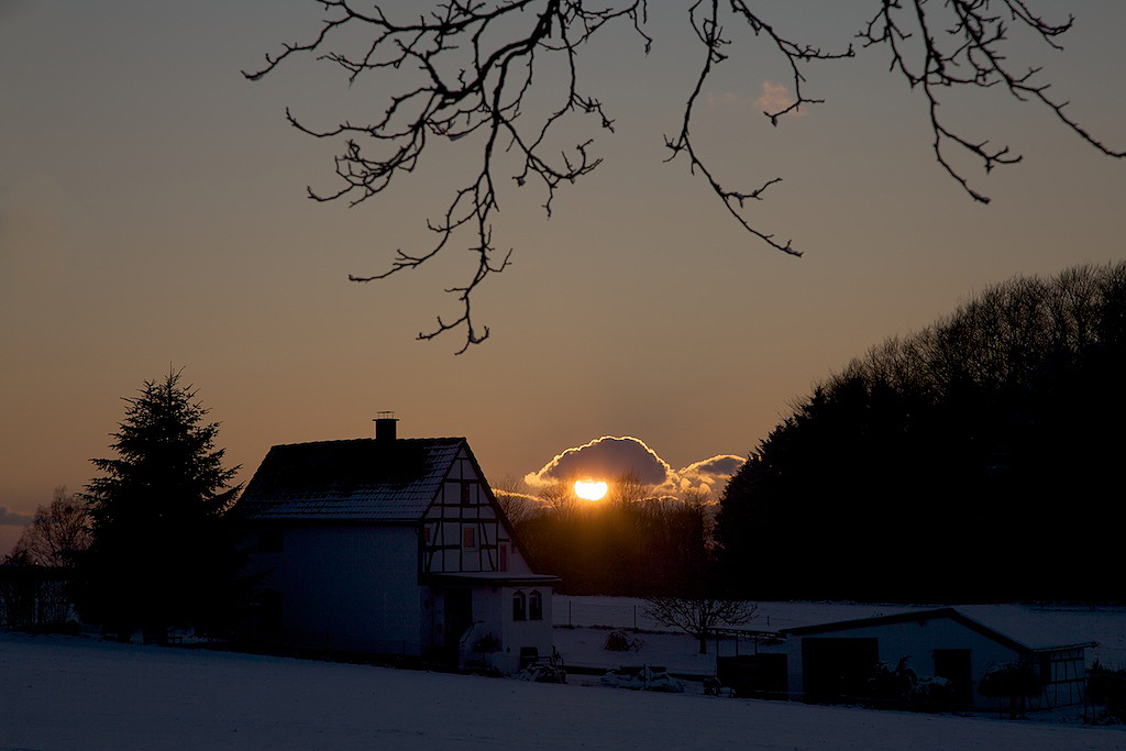 Wuppertal Schöller Sonnenuntergang im März 2010