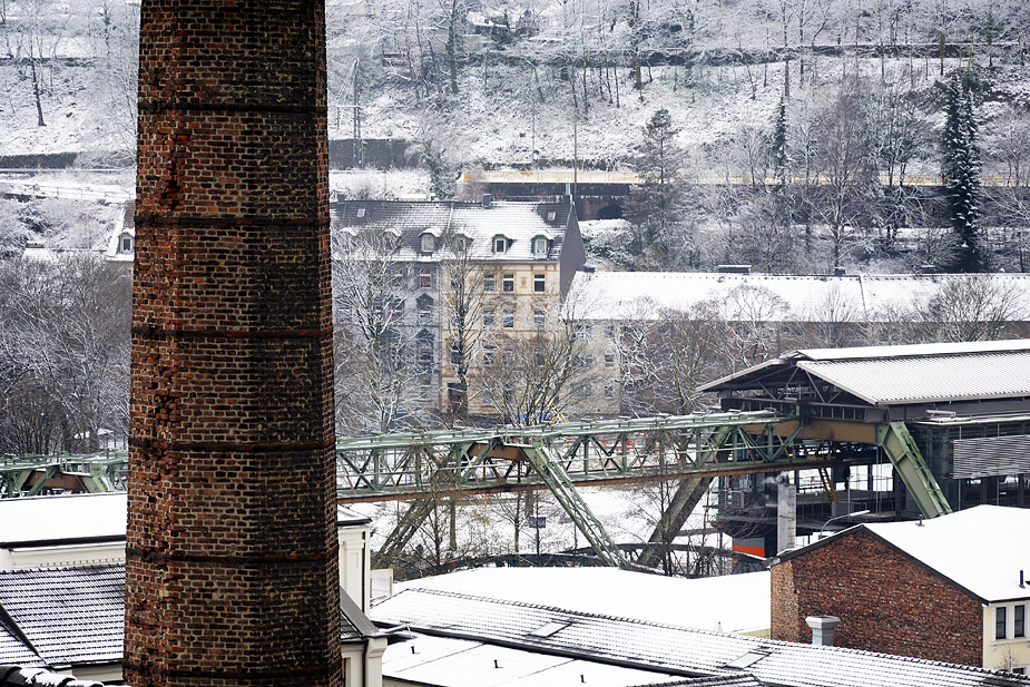 - Wuppertal Sicht auf Arrenberg -