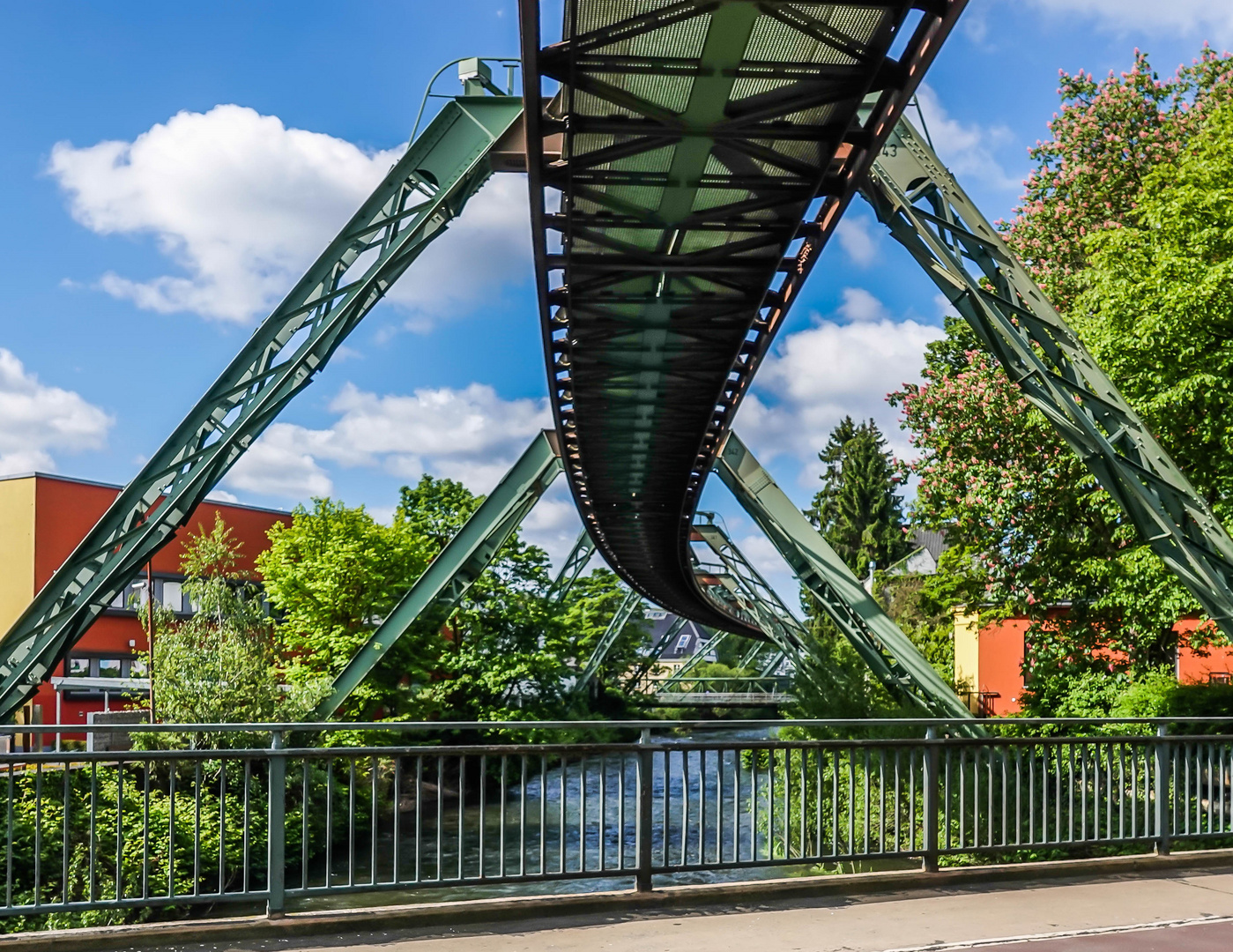 Wuppertaler Schwebebahn (1)