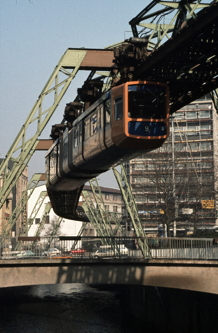 Wuppertaler Schwebebahn 1982