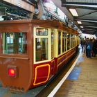 Wuppertaler Schwebebahn - Kaiserwagen im Bf. Oberbarmen