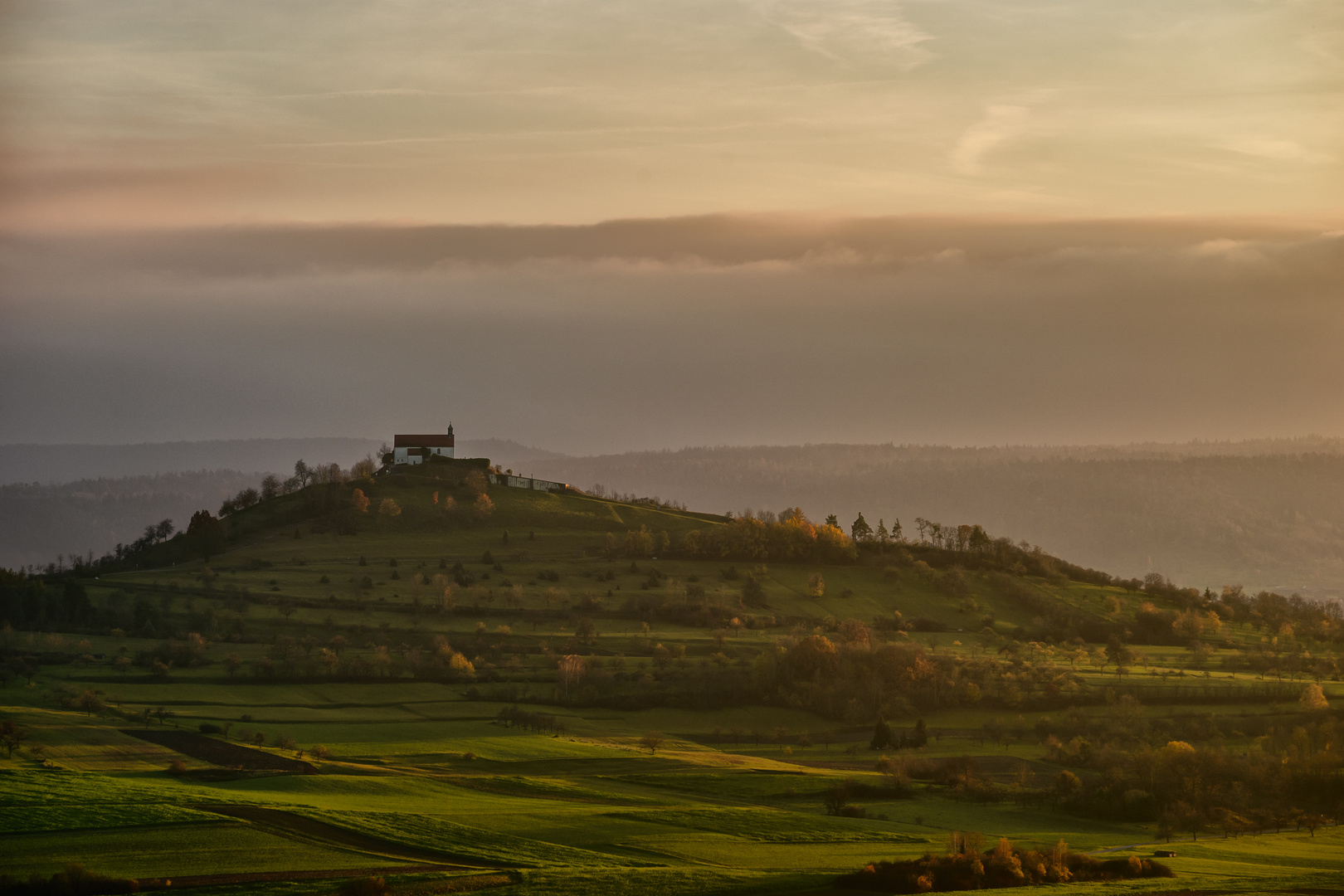 Wurmlinger Kapelle im Abendlicht