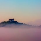 Wurmlinger Kapelle im Morgennebel