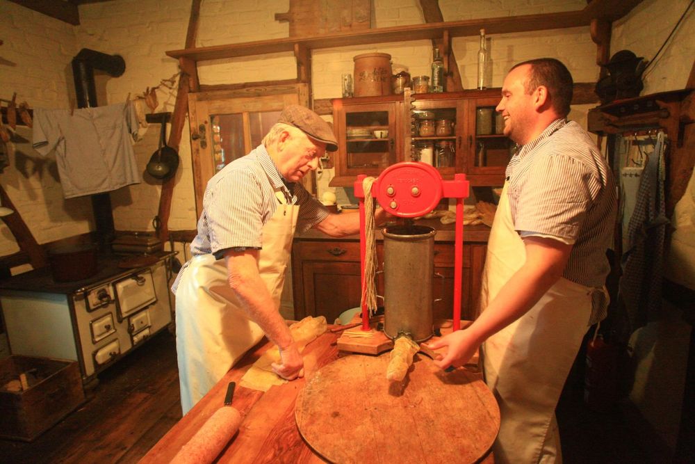 Wursten am Klausenhof in Bornhagen in Thüringen