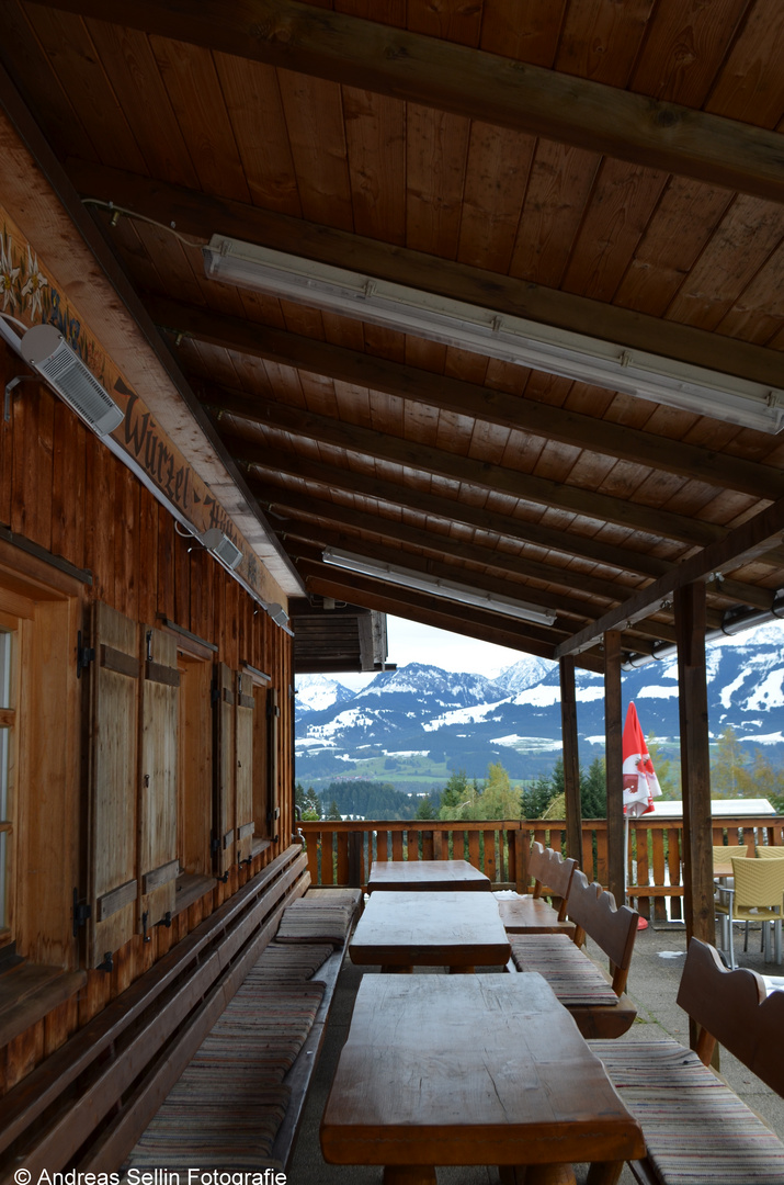 Wurzelhütte in Ofterschwang