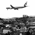 www.im-in-manila.jimdo.com - Landing over the city