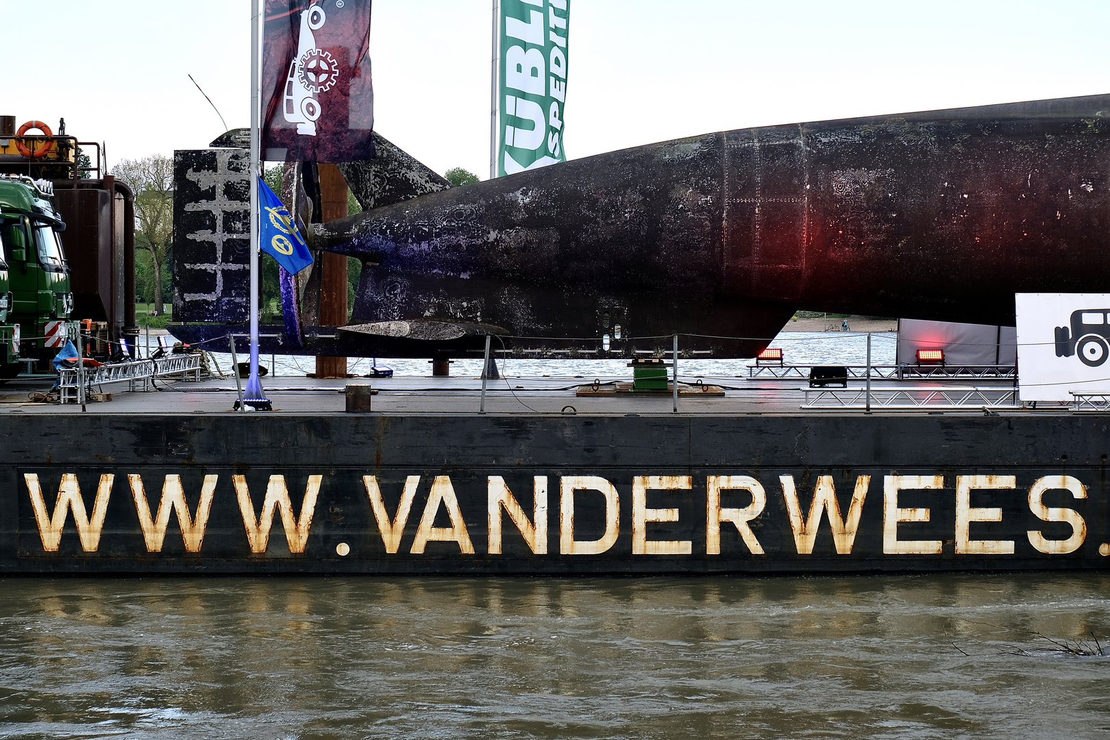 www.vanderwees.