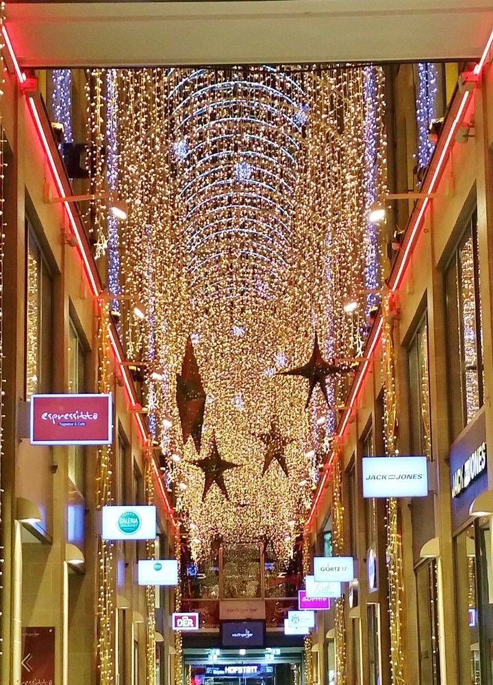 X-Mas Einkaufspassage in München