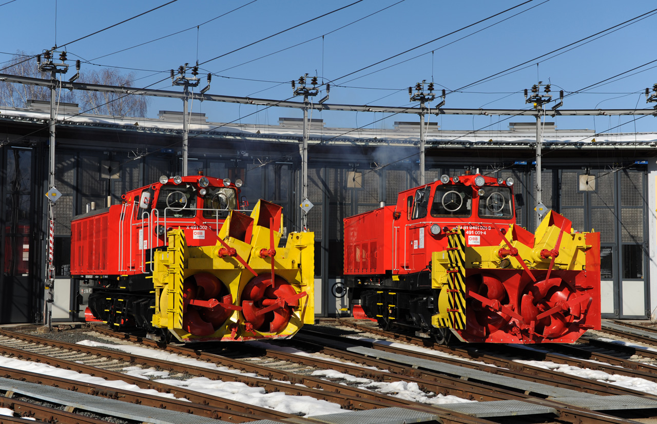 X491 002 neben X491 001, Villach Westbahnhof 