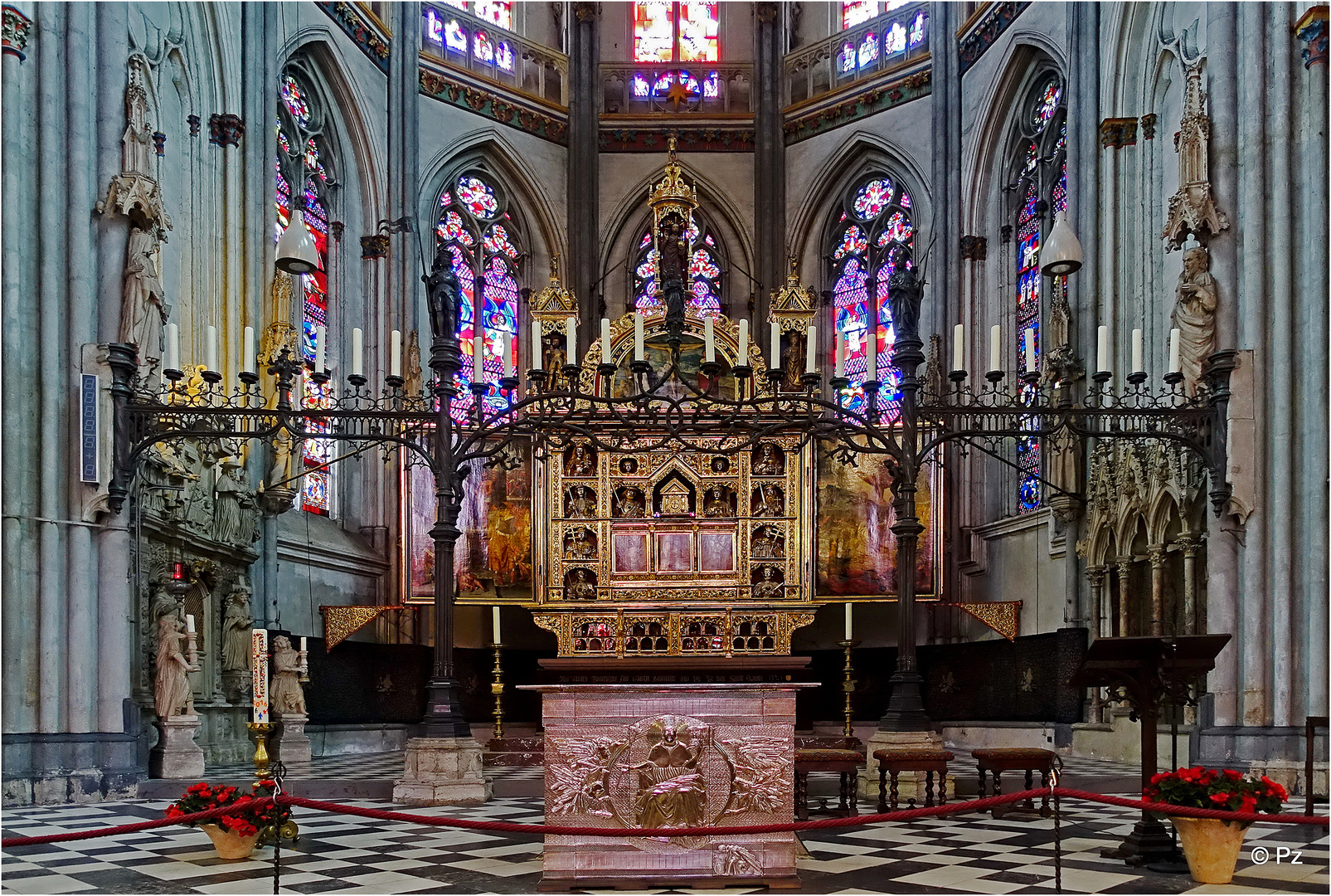 Xantener Dom - Hochaltar 1529 - 1544 - Gesamtansicht...