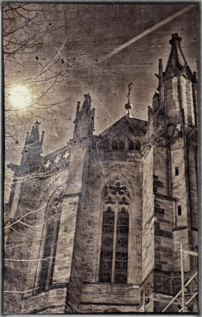 Xantener Dom mit Mond und Texture