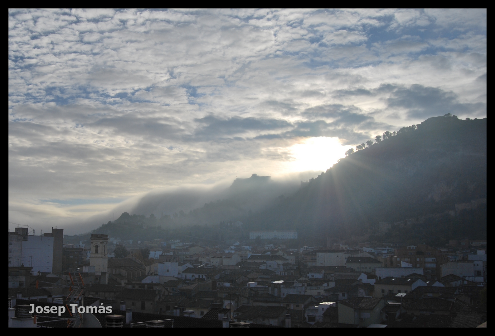 Xàtiva en boira