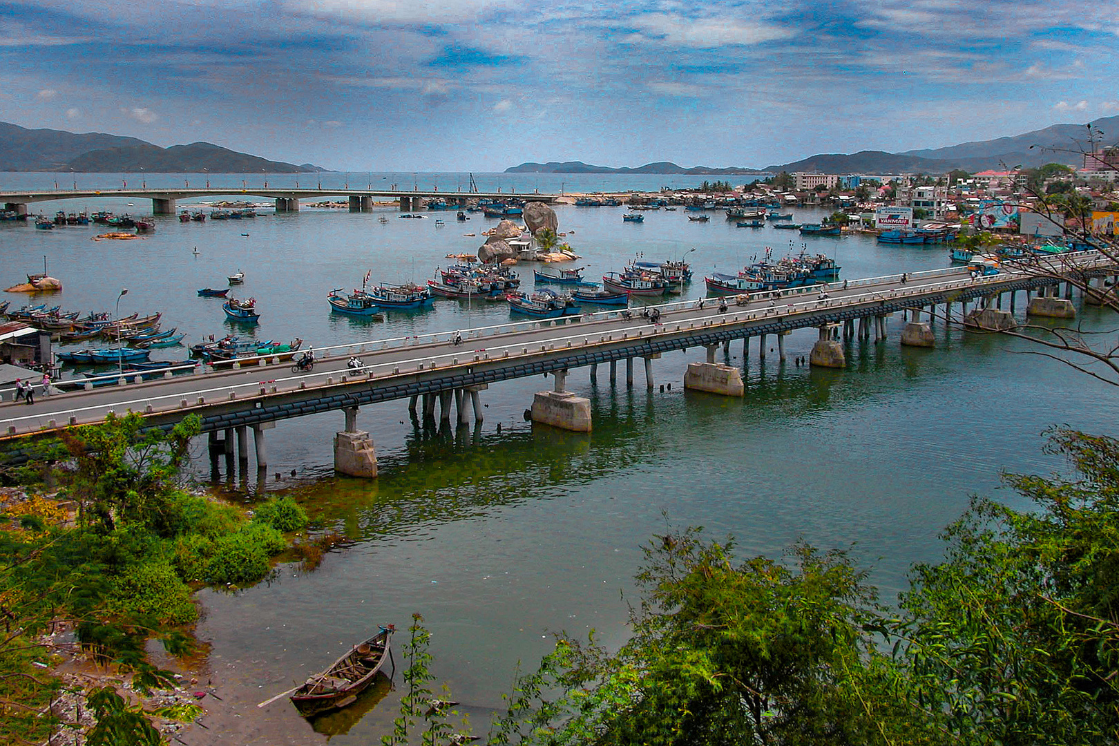 Xong Bong bridges and the harbor