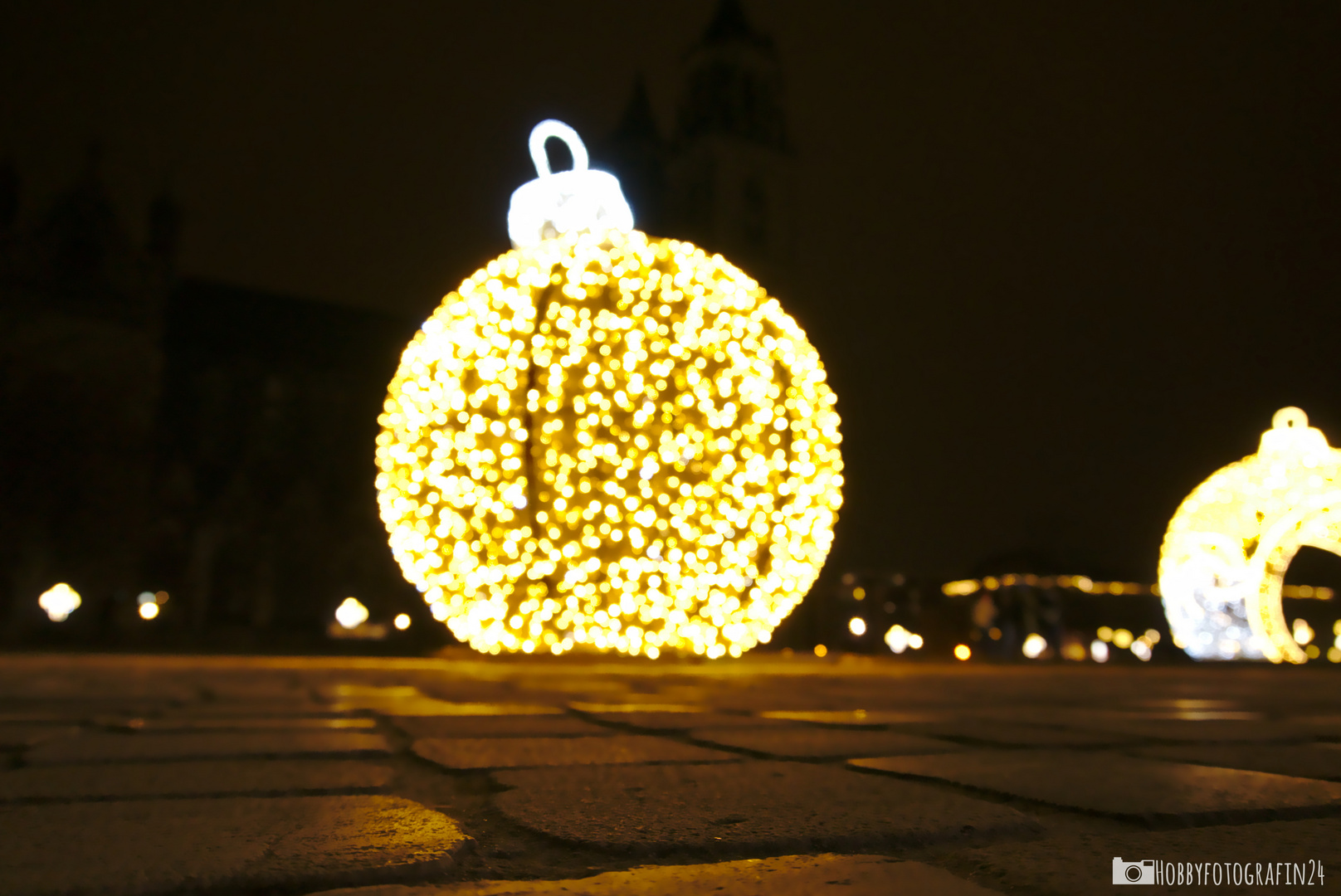 XXL Weihnachtsbaumkugel - Variante 2