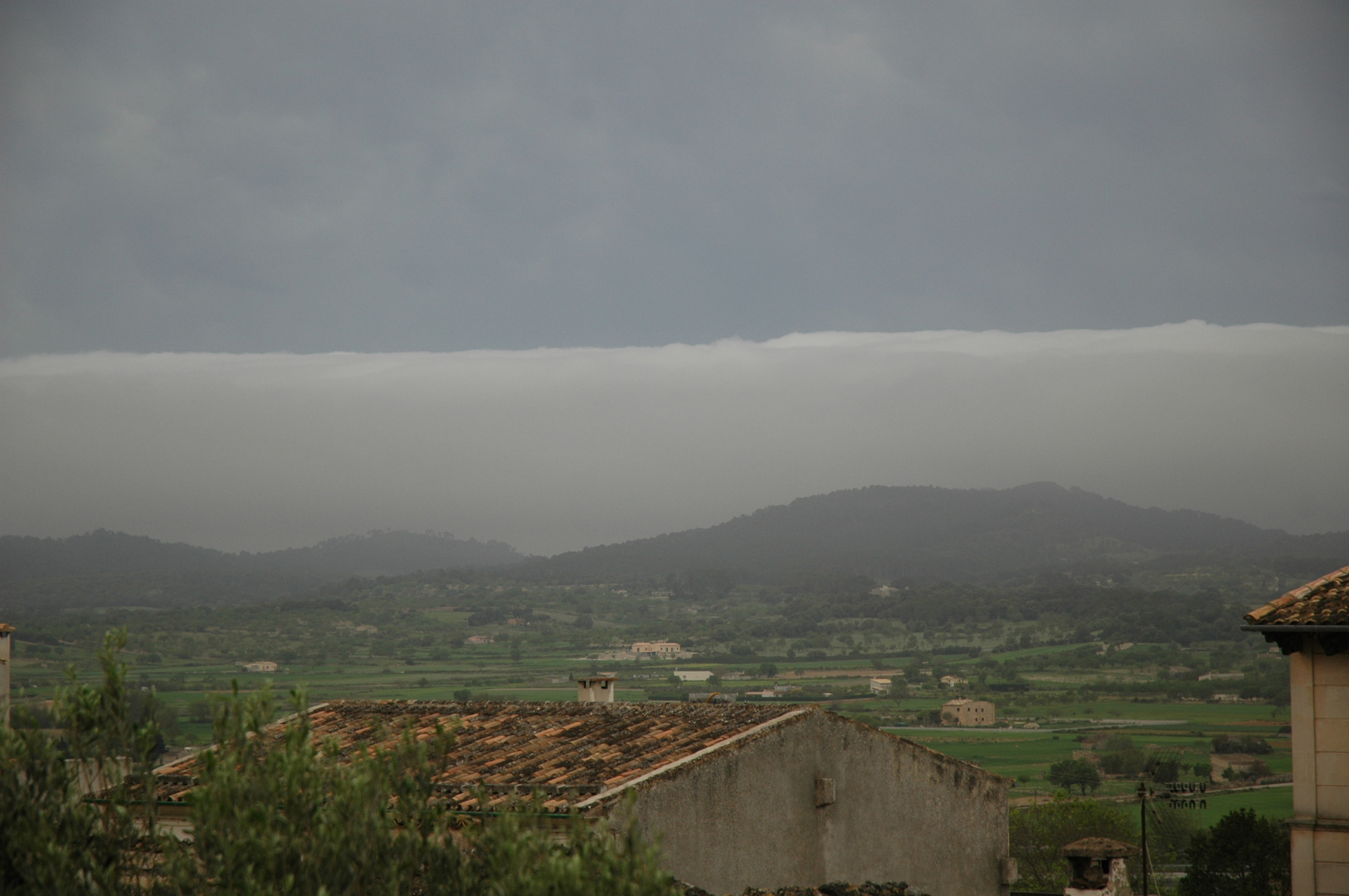 Y Llego la tormenta..........