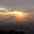 Y se hizo la luz entre las montañas