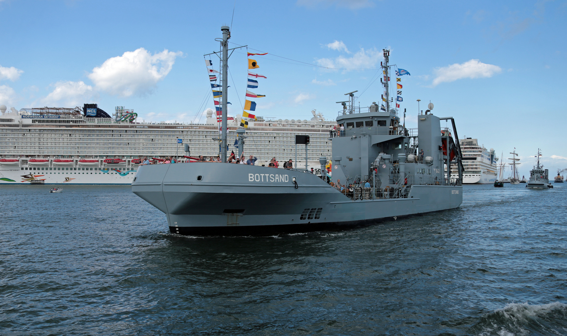 Y1643 Bottsand Ölauffangschiff Foto & Bild wasser, foto, bild