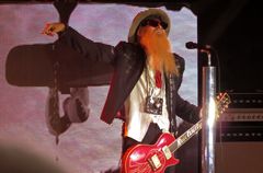 ...Yaaaeeh!! ZZ TOP