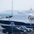 Yacht auf ungewöhnlichen Parkplatz (Kühlungsborn)