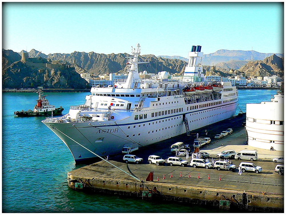 YACHT du SULTAN D'OMAN .