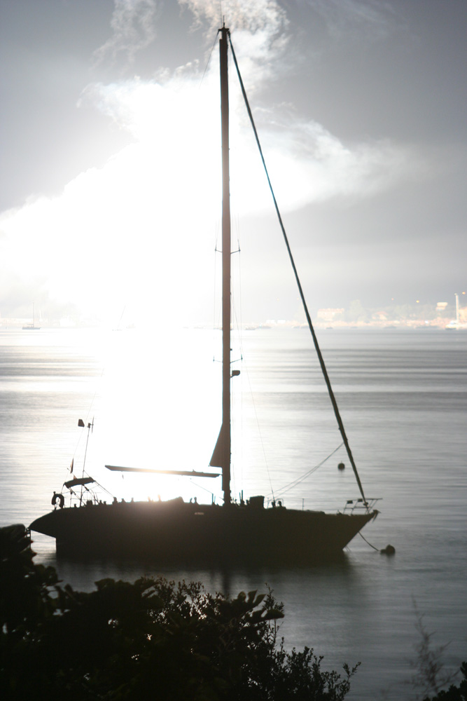 Yacht im Feuerwerk