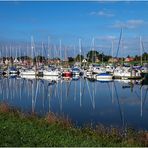 Yachthafen Greetsiel, tagsüber