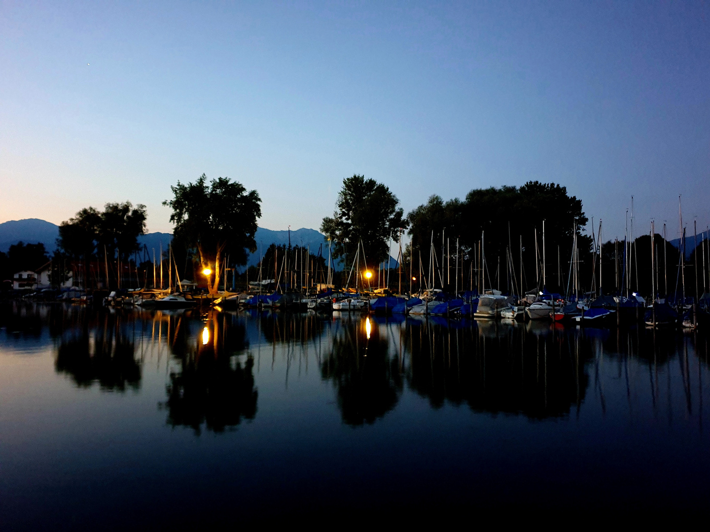 Yachthafen in Übersee am Chiemsee 