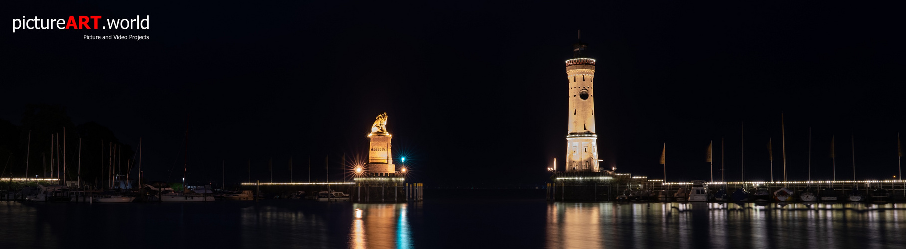 Yachthafen Lindau Bodensee in der Nacht