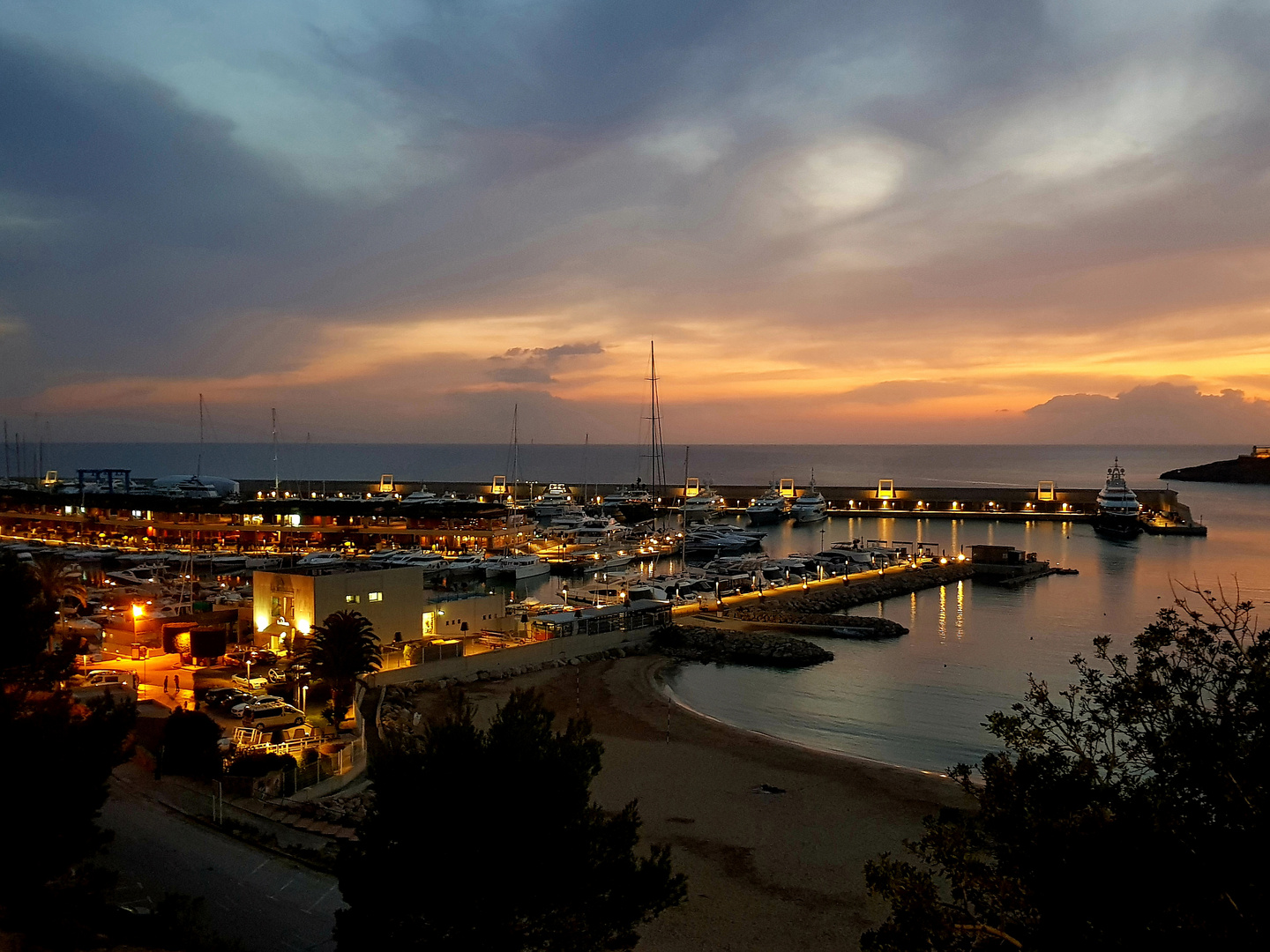 Yachthafen Port Adriano – El Toro