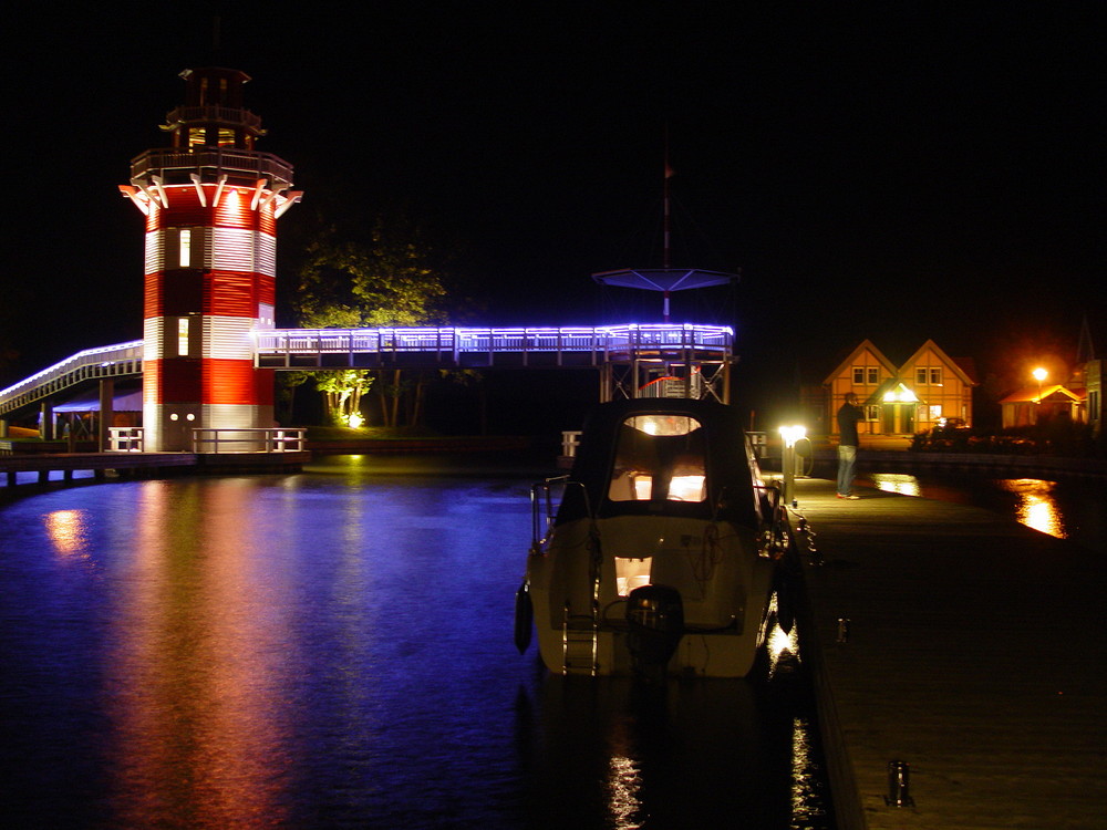 Yachthafen Rheinsberg bei Nacht