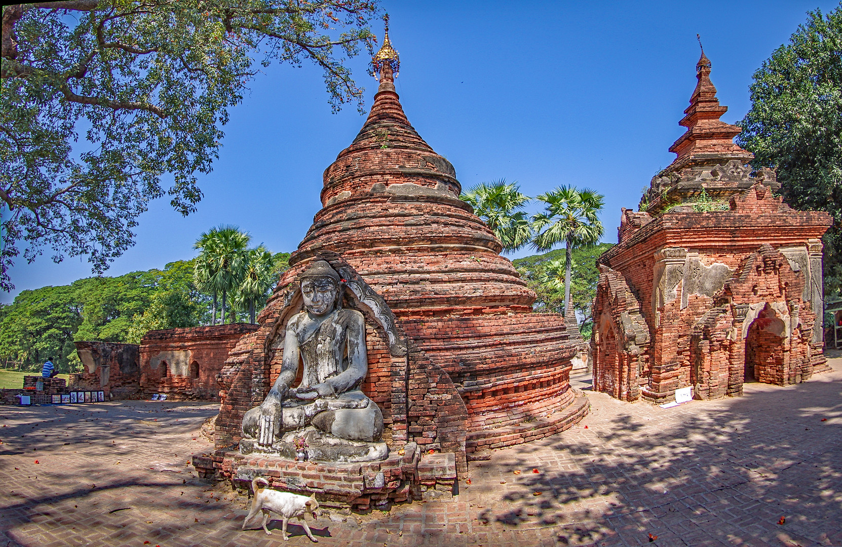 Yadana Hsemee Pagoda