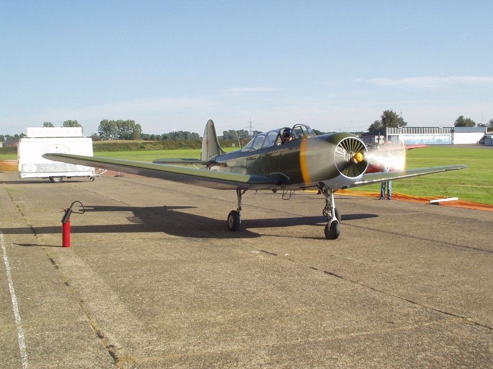 Yak 18A