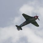 YAK 3 im Rückenflug