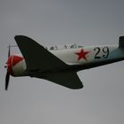 Yak 3 im Ueberflug auf der Hahnweide