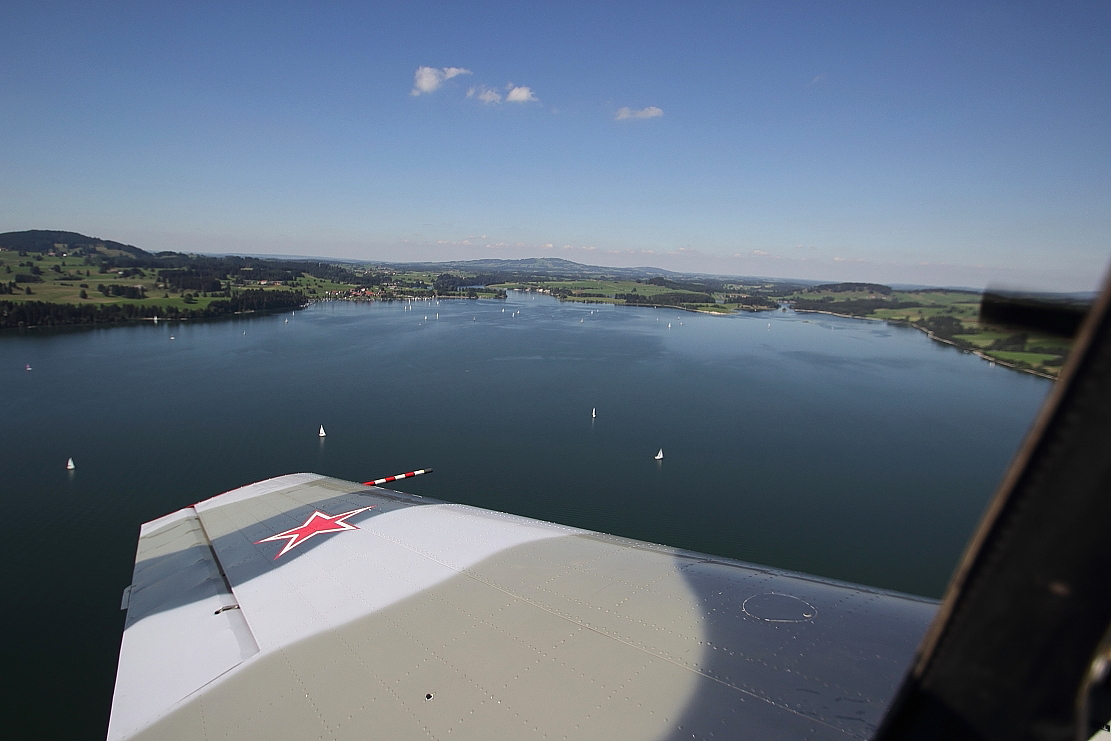 YAK 52 -   Abschied vom Sommer - oder - Gutes Flugwetter