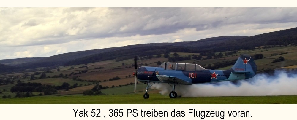 Yak 52 -Auf zur Flugvorführung.Uslar 07.09.08