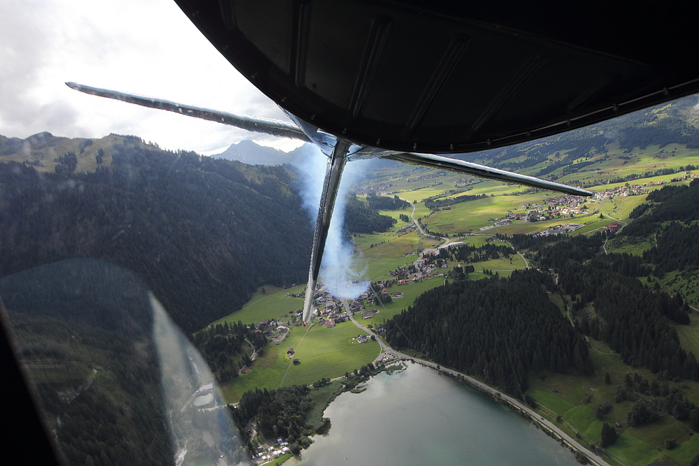 YAK 52 - über dem Haldensee I