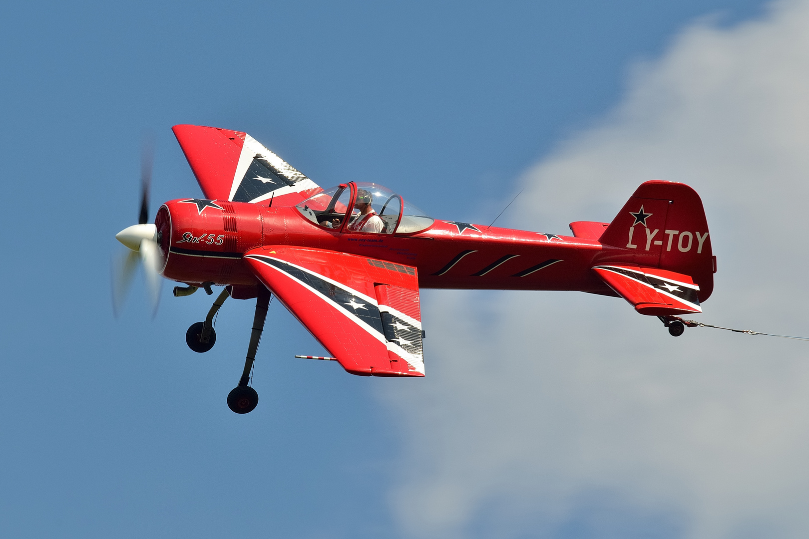 Yakolev Yak-55