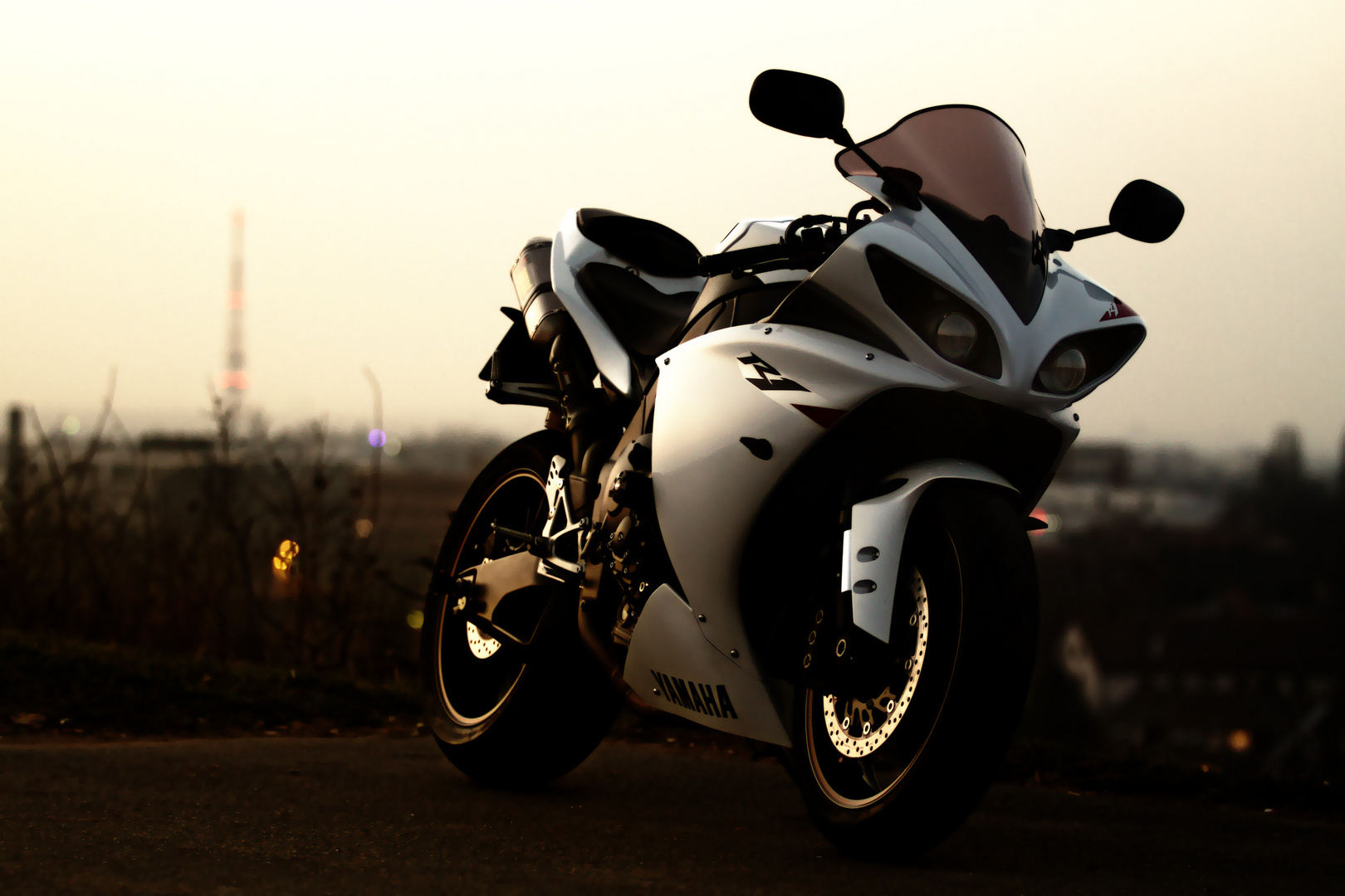 Yamaha R1