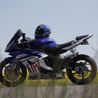 Yamaha R6 (2)