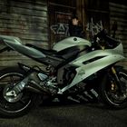 Yamaha YZF R6         NIKON D 80