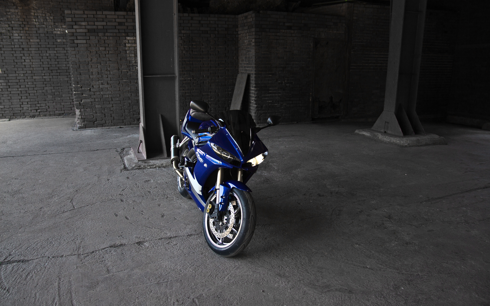 Yamaha YZF-R6 (RJ095) II